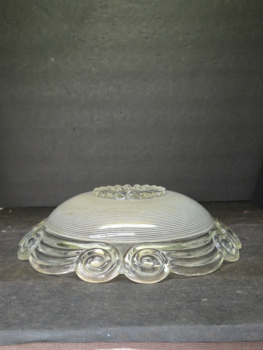 vintage Art Deco glass ceiling light shade